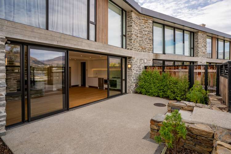 Apt 45 Marina Terrace, 65 Lakeside Road Wanaka_7