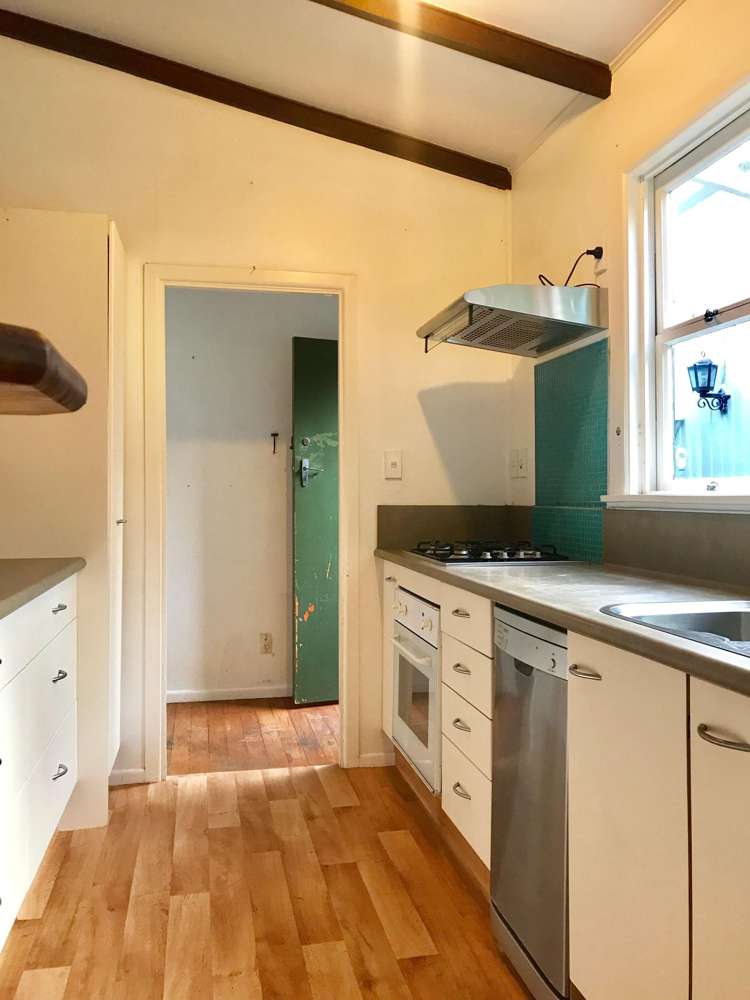 43 Tane Road Laingholm_6