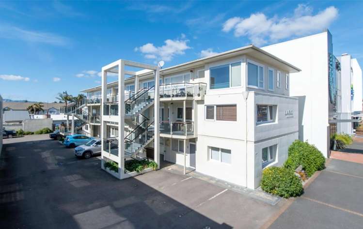 4/1102 Fenton Street_0
