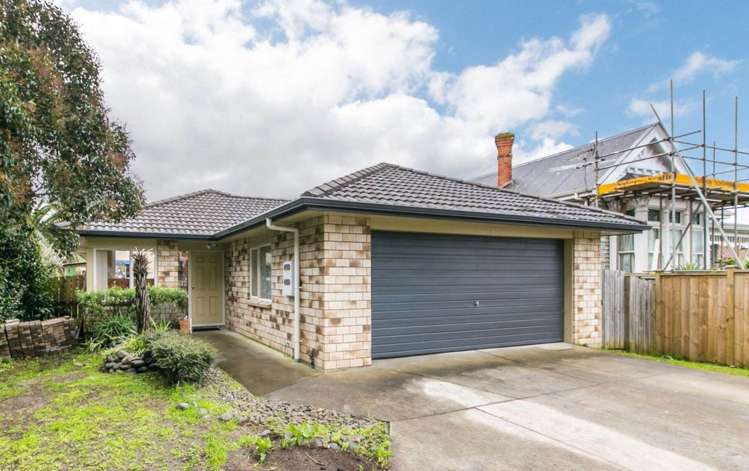 140a Coronation Road Mangere Bridge_22