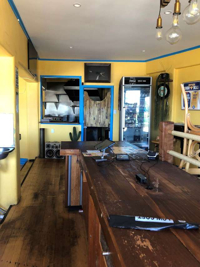 131 Lake Road Belmont_3