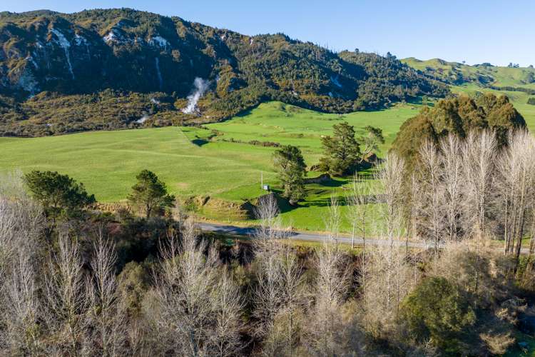 1038 Te Kopia Road Waikite Valley_10