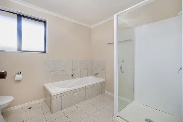 36 Misty Valley Drive Henderson_14