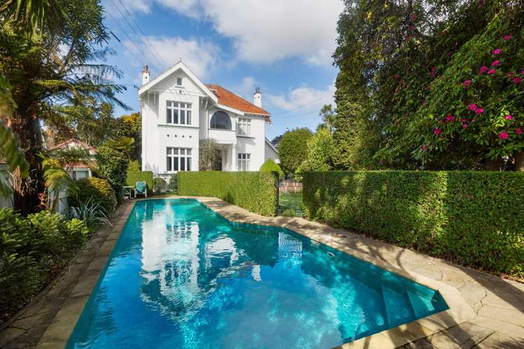 8 Allendale Road Mount Albert_1