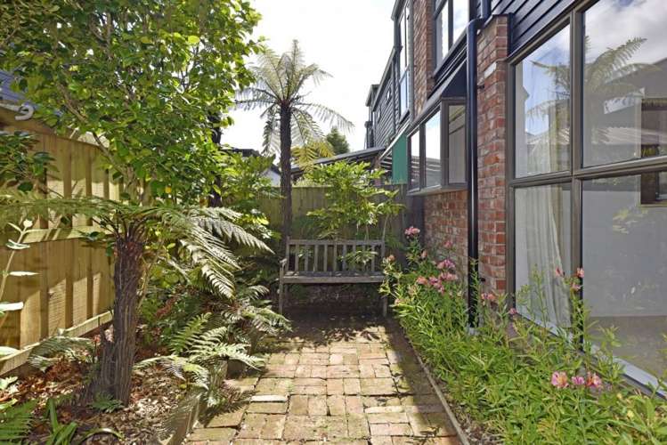 1/88 Abberley Crescent_2