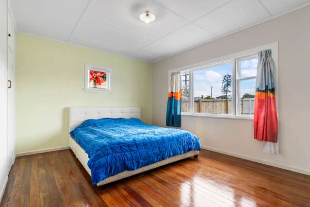 27 Kelwyn Road Kelston_4