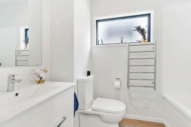 76a Opaheke Road Opaheke_13