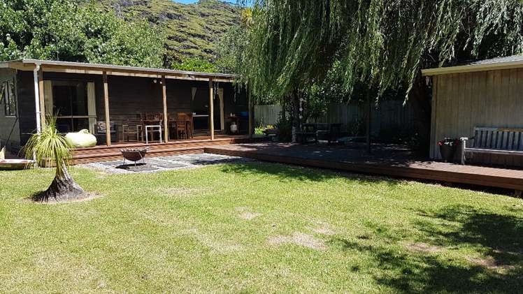 2a Mission Road Port Waikato_11