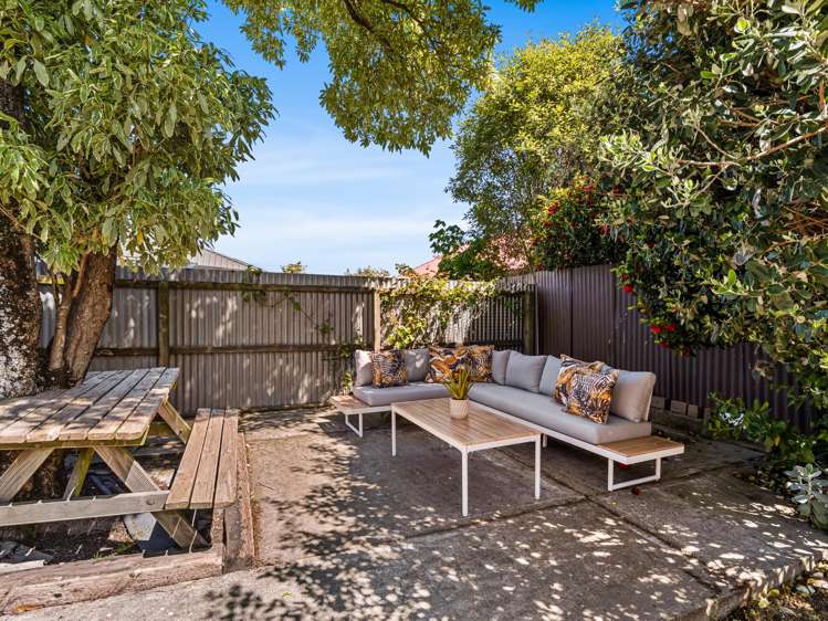 309 Main South Road Hornby_22