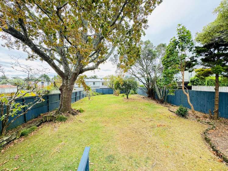 27 Formby Avenue Pt Chevalier Auckland City Houses for Rent One