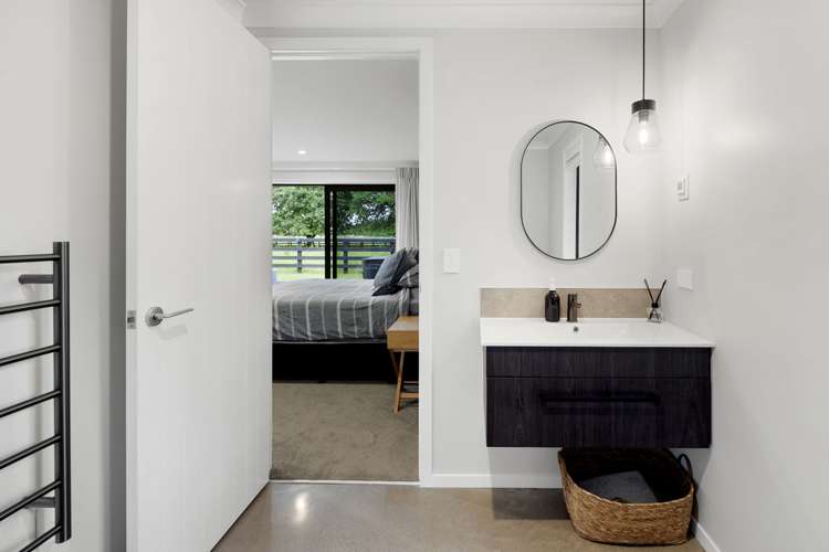 1206 Kaipaki Road Cambridge_15