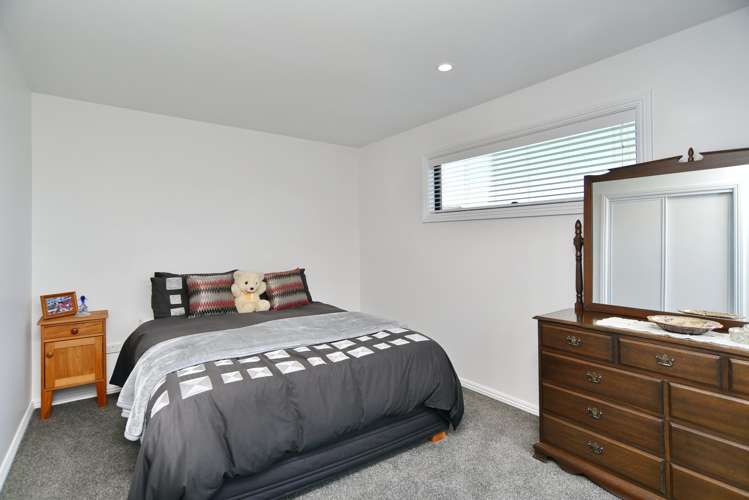 16 McQuillan Avenue Woodend_22