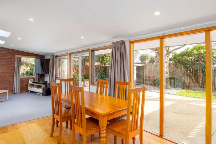 7 Sawtell Place Northcote_5