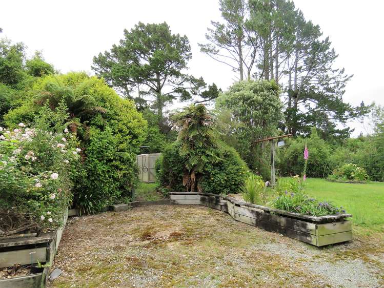 14 Hawes Street Waimangaroa_13