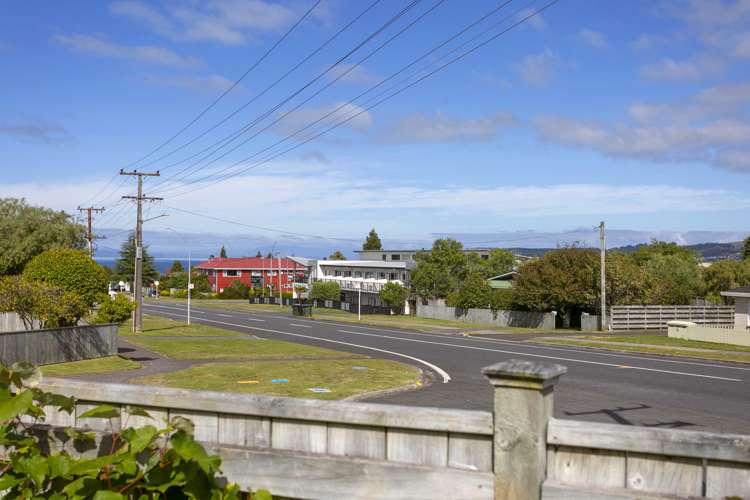 2 Wheretia Street Taupo Central_28