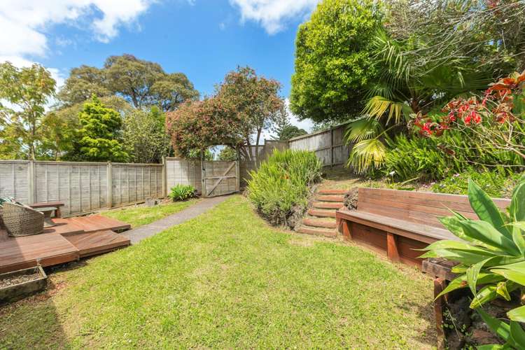 74 Marlborough Avenue Glenfield_19
