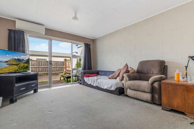 2/12 Taka Street Takanini_1