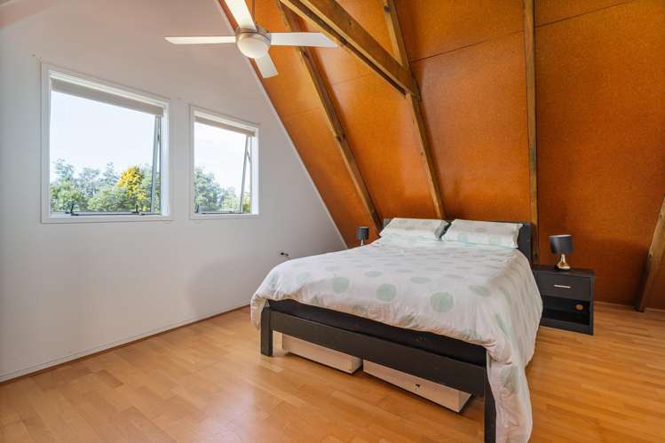 210 South Highway West Whitianga_17