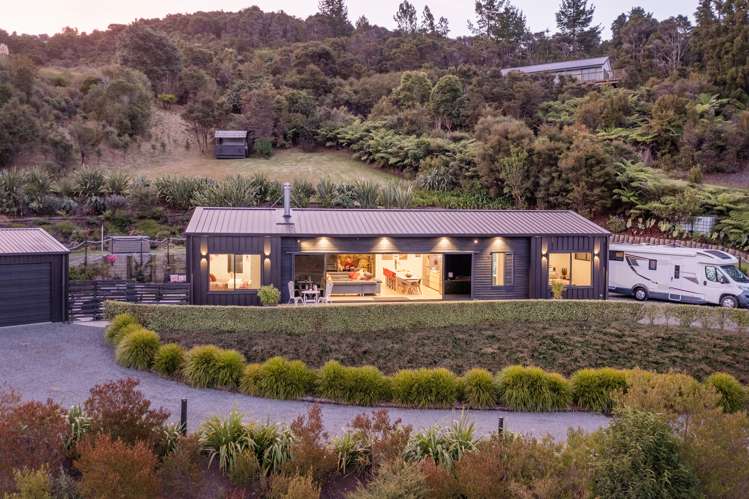 36 Spikes Way Whitianga_2