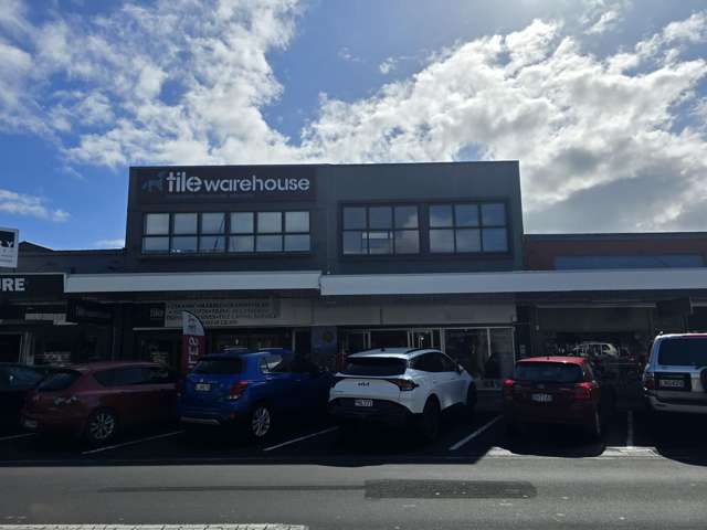 First Floor office or small retail space in heart