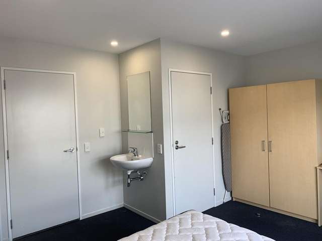 RM 5, 2/31 Poulson Street Addington_2