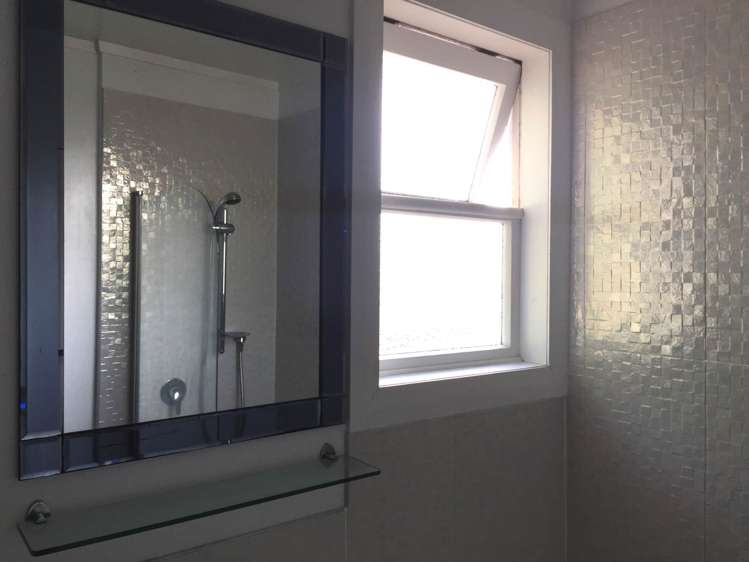 41 Neil Avenue Te Atatu Peninsula_14