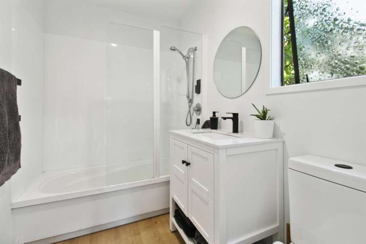 2/208 Rangatira Road Beach Haven_10