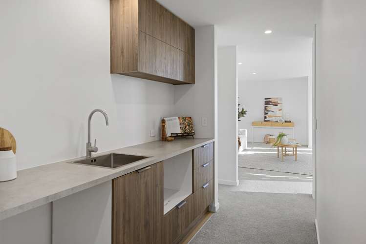 35 Te Awakura Terrace Mount Pleasant_20