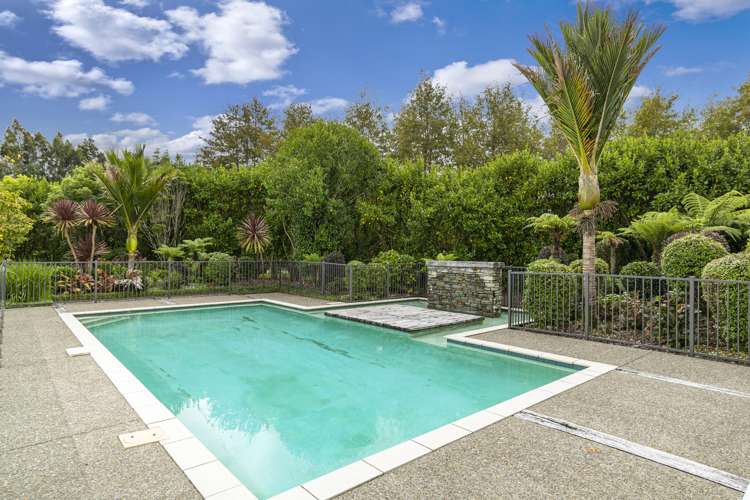 6 Croft Lane Riverhead_5