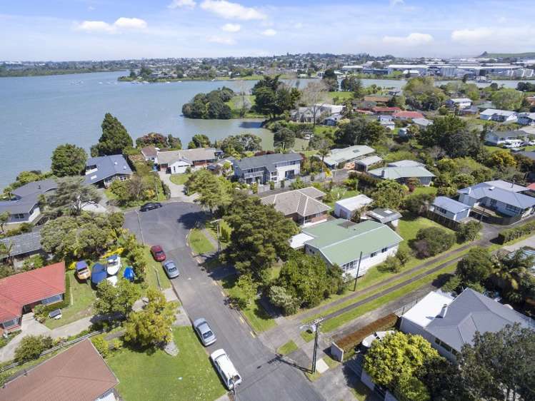 25 Swan Crescent Pakuranga_18