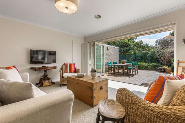 1/5 Hanlon Crescent Narrow Neck_4