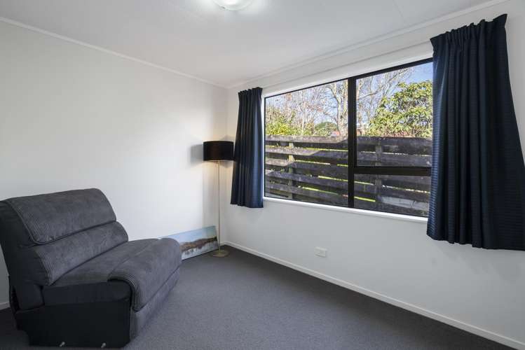 43 Riversdale Drive Merrilands_18