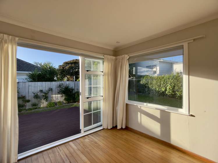 2/65 Moore Street Howick_6