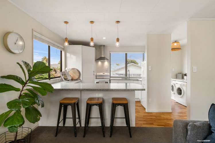 11 Kaiwaka Road_4
