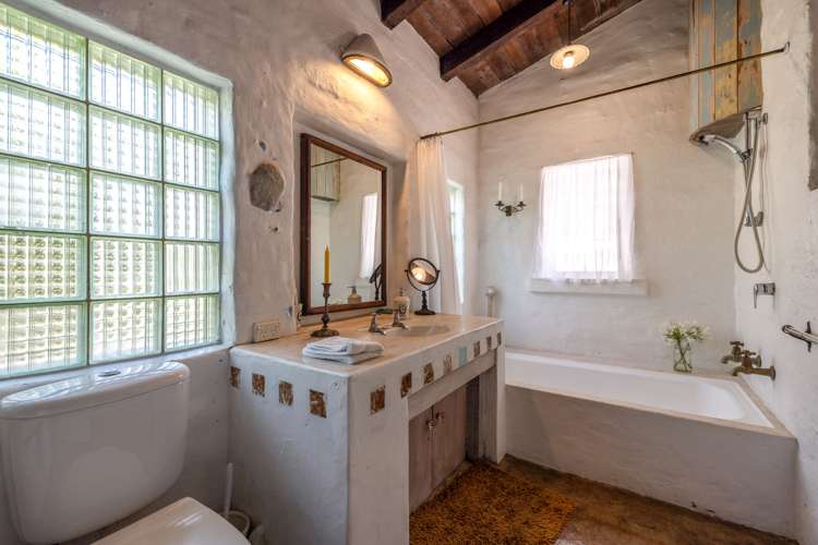 21 Te Makiri Road Onetangi_11