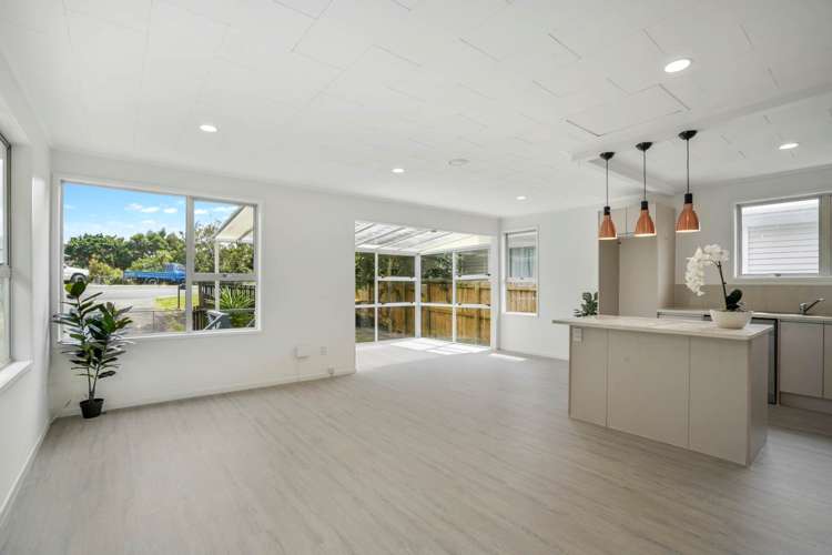 45 Universal Drive Henderson_4