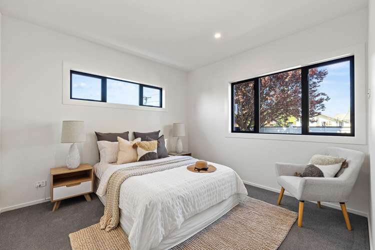 37 Sullivan Avenue Woolston_12