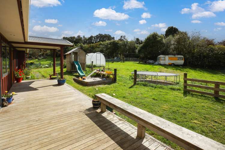 165 Pekanui Road Puketotara_36