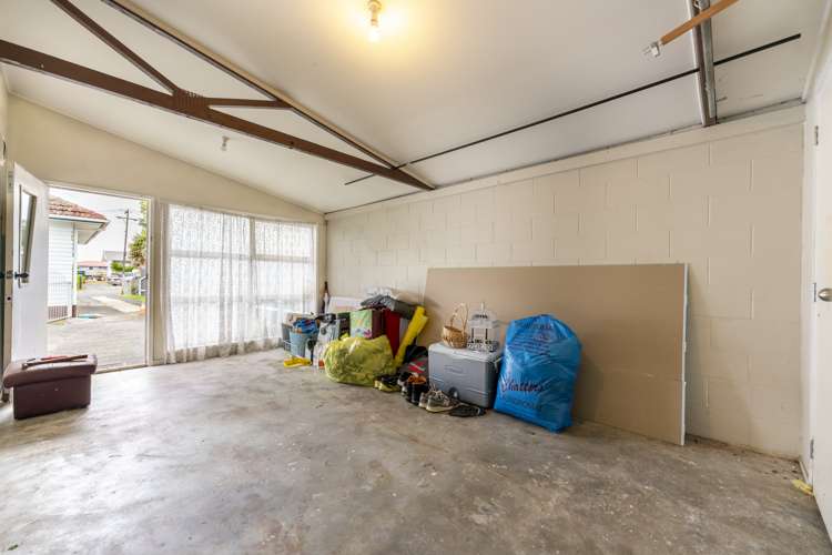 14 Gardiner Grove Mangere East_14