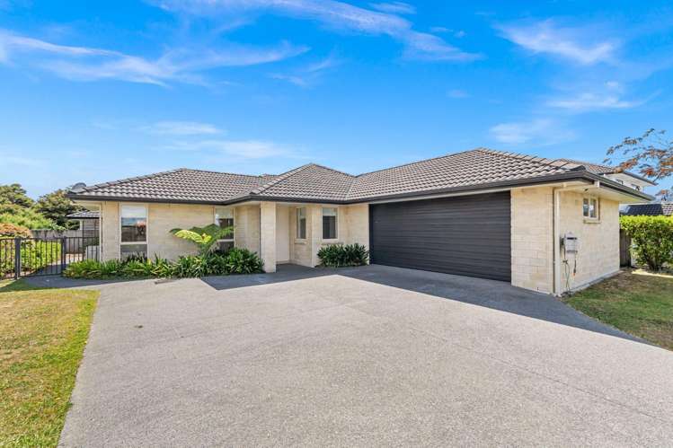 11 North Crest Drive Onerahi_1