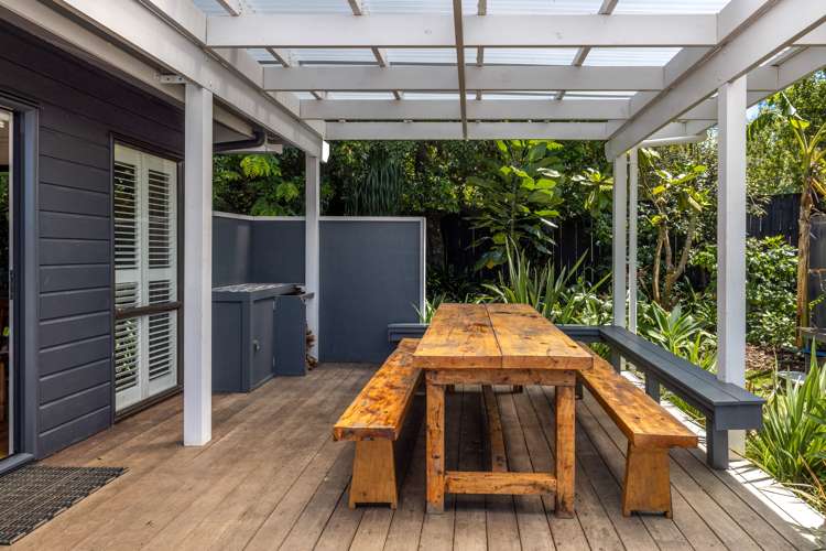 494 Sea View Road Onetangi_24