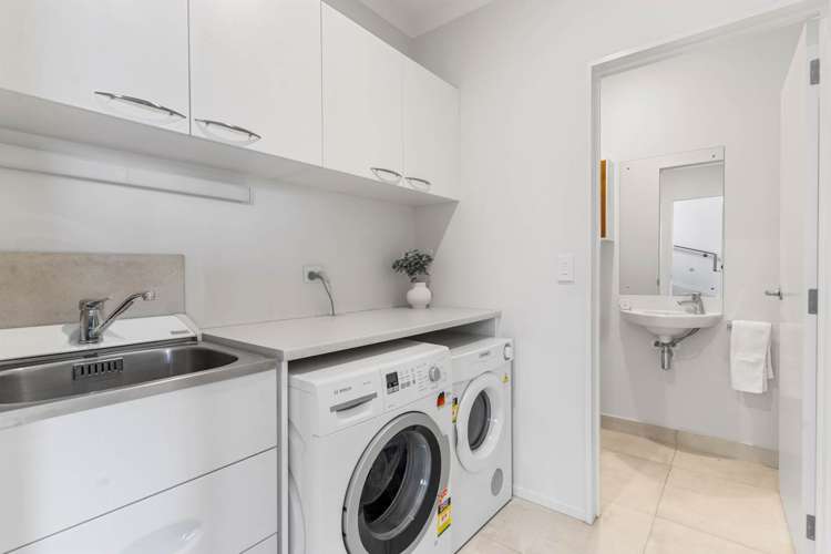 25 Haddington Drive Flat Bush_13