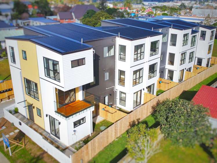 10C Robert Burke Place_0