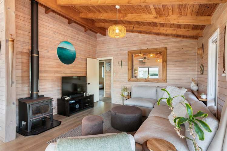 206 Onemana Drive Onemana_15