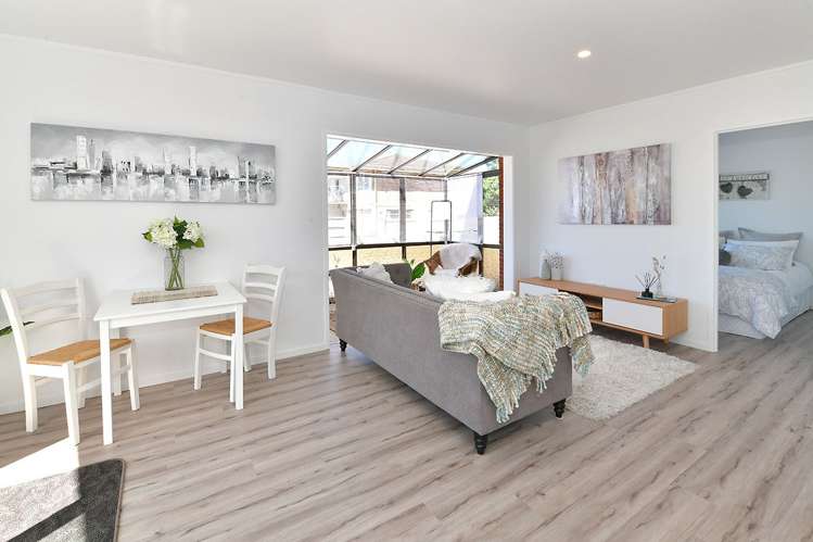 1/70 Florence Avenue Orewa_5