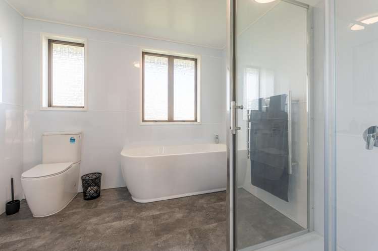 2418 Waimate Highway Waimate_16