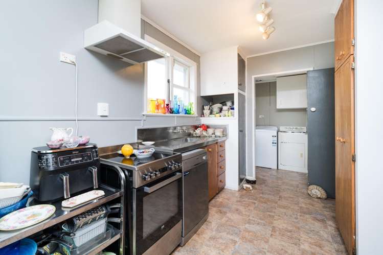 114 Stanford Street North_4