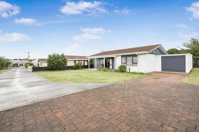 Renovated - Private Rear Unit