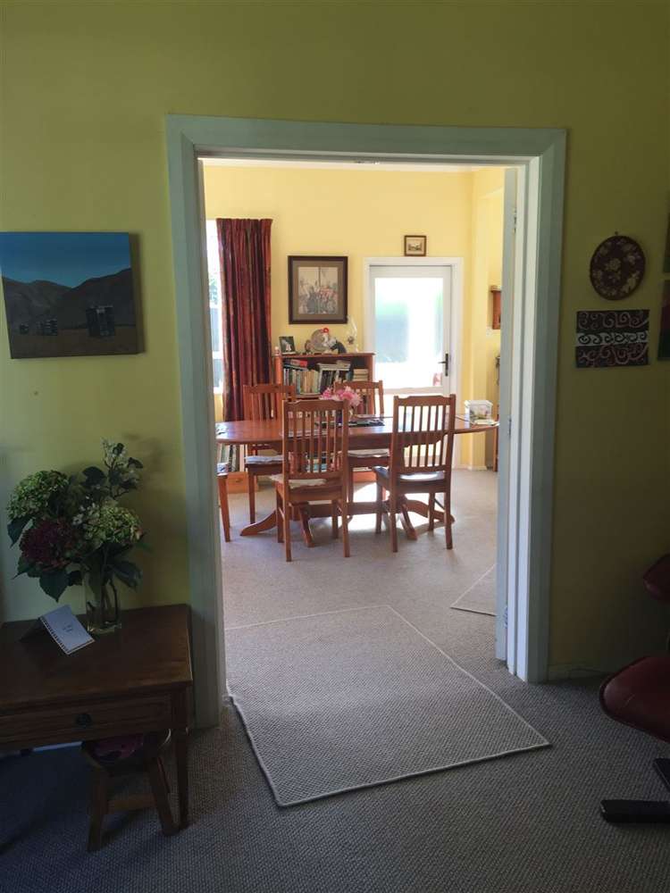 7 Bull Street Bulls_2