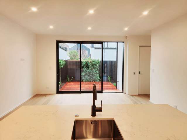 2/37 Repton Street Merivale_4